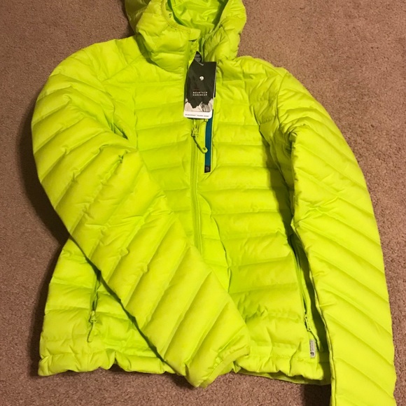 poshmark mountain hardwear